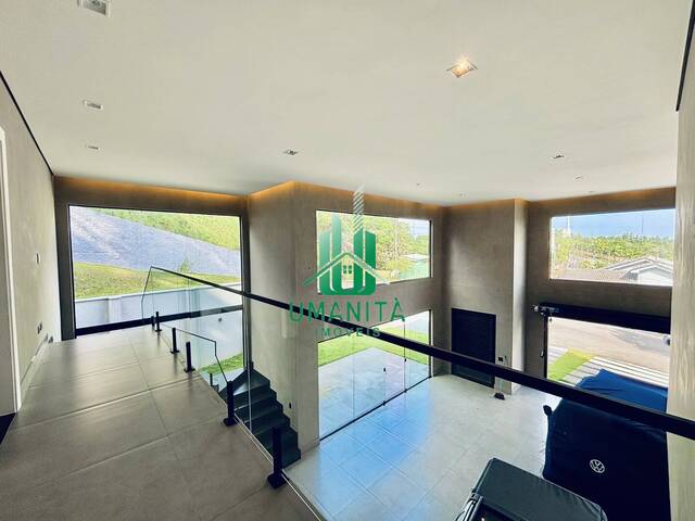 #UM251026 - Casa em condomínio para Venda em Santana de Parnaíba - SP