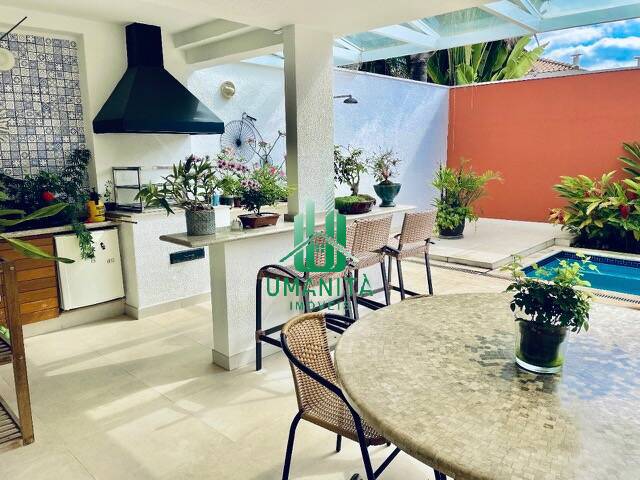 #UM251033 - Casa em condomínio para Venda em Santana de Parnaíba - SP