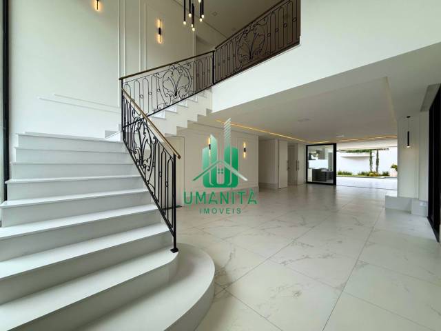 #UM251065 - Casa em condomínio para Venda em Santana de Parnaíba - SP