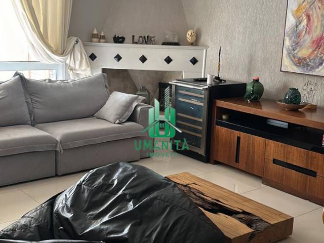 #UM251067 - Casa em condomínio para Venda em Santana de Parnaíba - SP