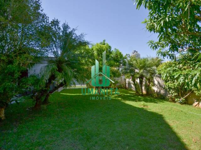 #UM261070 - Casa em condomínio para Venda em Santana de Parnaíba - SP