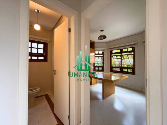 #UM261071 - Casa em condomínio para Venda em Santana de Parnaíba - SP