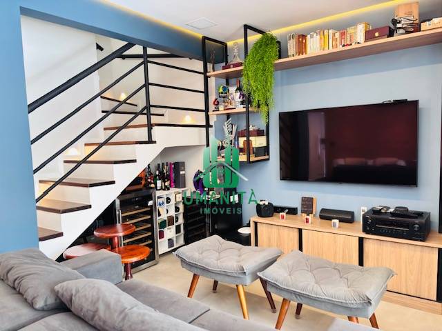 #UM261080 - Casa em condomínio para Venda em Santana de Parnaíba - SP