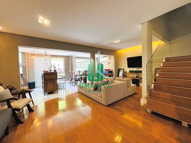 #UM261082 - Casa em condomínio para Venda em Santana de Parnaíba - SP