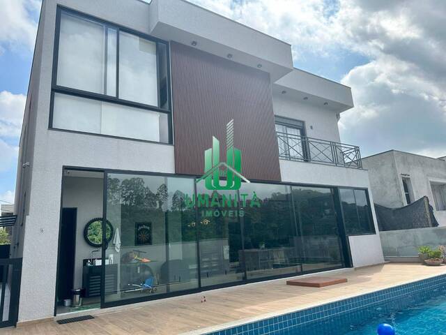 #UM261090 - Casa em condomínio para Venda em Santana de Parnaíba - SP