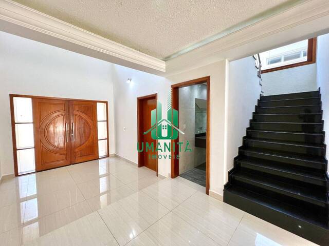#UM261095 - Casa em condomínio para Venda em Santana de Parnaíba - SP