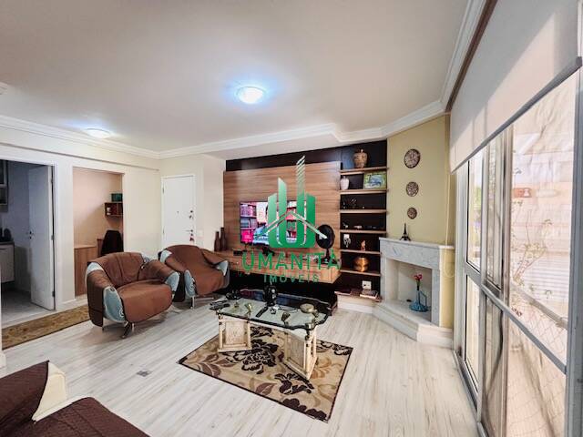 #UM261102 - Casa em condomínio para Venda em Santana de Parnaíba - SP