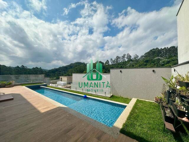 #UM261090 - Casa em condomínio para Venda em Santana de Parnaíba - SP