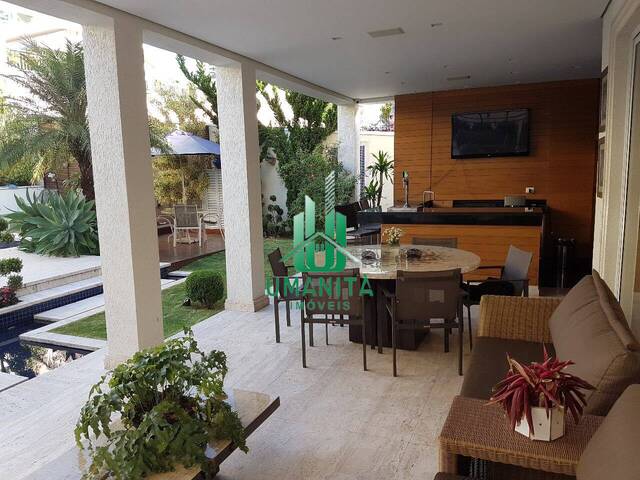 #UM261103 - Casa em condomínio para Venda em Santana de Parnaíba - SP