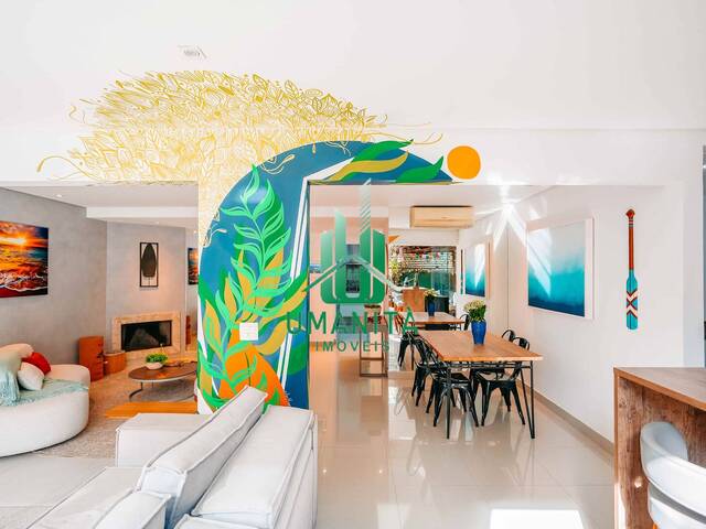 #UM261105 - Casa em condomínio para Venda em Santana de Parnaíba - SP