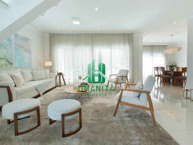 #UM261108 - Casa em condomínio para Venda em Santana de Parnaíba - SP