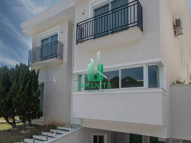 #UM261108 - Casa em condomínio para Venda em Santana de Parnaíba - SP