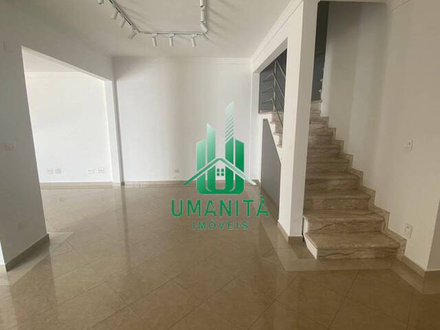 #UM261127 - Casa em condomínio para Venda em Santana de Parnaíba - SP