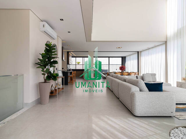 #1134 - Casa para Venda em Santana de Parnaíba - SP