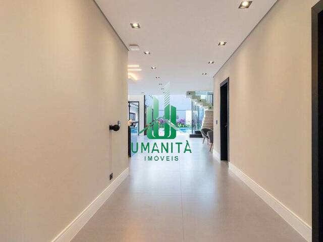 #UM261138 - Casa em condomínio para Venda em Santana de Parnaíba - SP