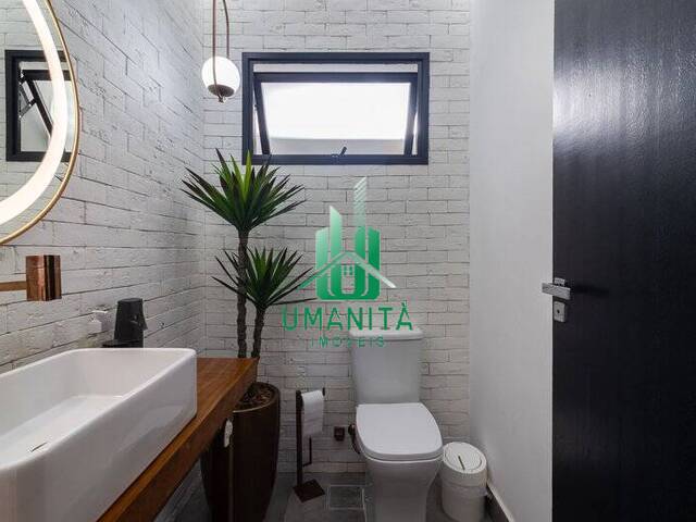 #UM261139 - Casa em condomínio para Venda em Santana de Parnaíba - SP