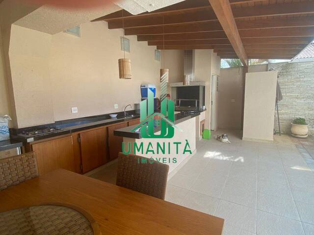 #UM251067 - Casa em condomínio para Venda em Santana de Parnaíba - SP