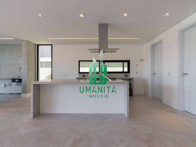 #UM261152 - Casa em condomínio para Venda em Santana de Parnaíba - SP