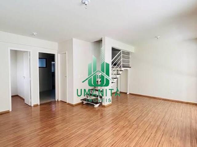 #UM261158 - Casa em condomínio para Locação em Santana de Parnaíba - SP