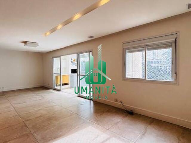 Apartamento para Venda em Santana de Parnaíba - 4
