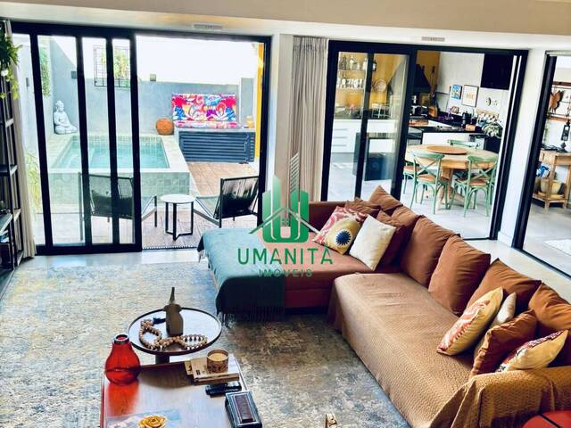 #UM261166 - Casa em condomínio para Venda em Santana de Parnaíba - SP