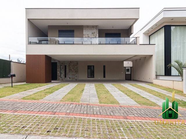 #UM261185 - Casa em condomínio para Venda em Santana de Parnaíba - SP