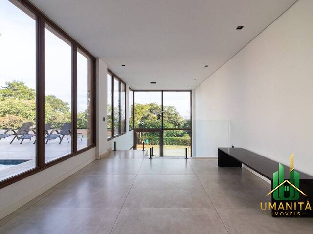 #UM261202 - Casa em condomínio para Venda em Santana de Parnaíba - SP